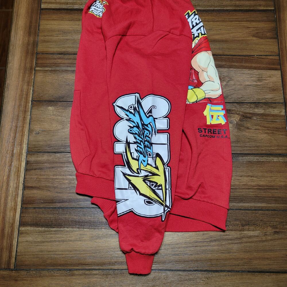 Capcom Red LS Unisex Pullover Hoodie "Street Fighter Legend" - Size XL - Picture 3 of 7